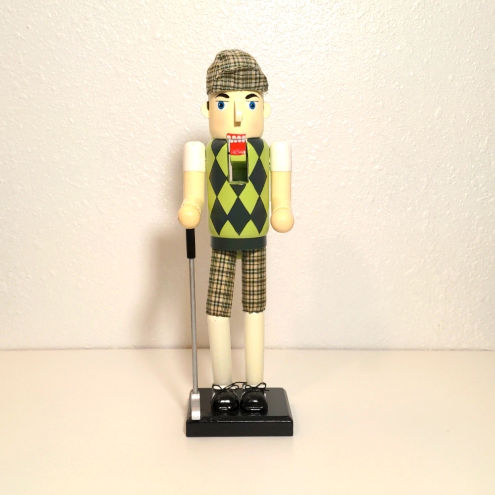Nutcracker Golfer holiday Christmas gift wood green argyle plaid used